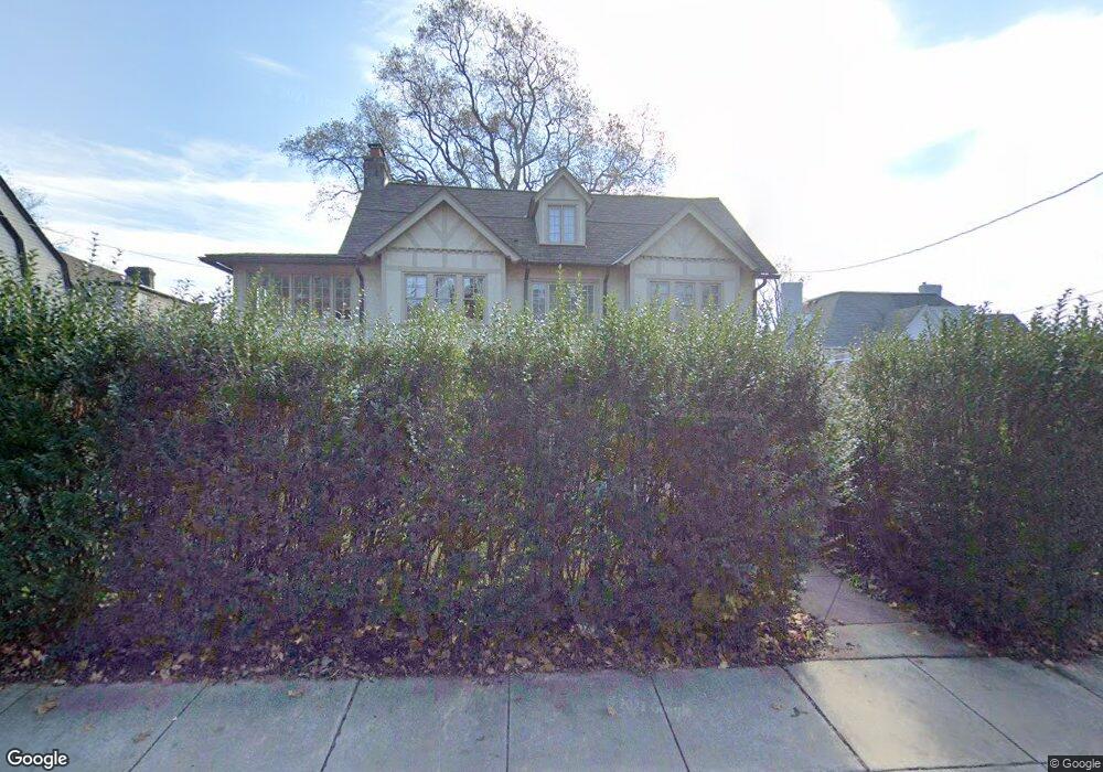 32 N Highland Ave, Bala Cynwyd, PA 19004 - photo 1