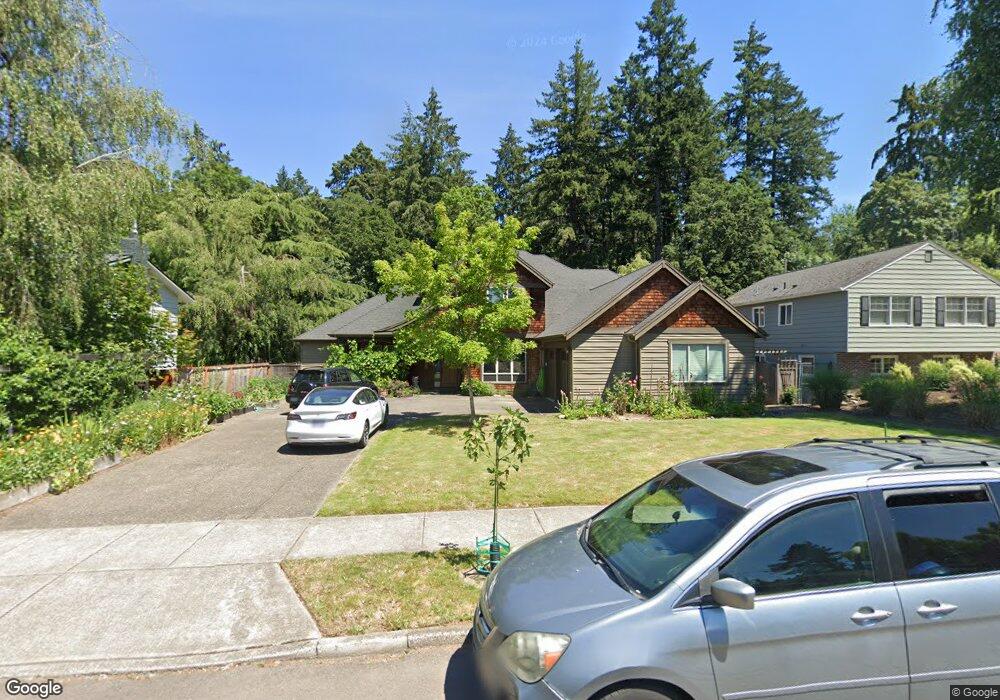 1245 Hallinan St, Lake Oswego, OR 97034 - photo 1