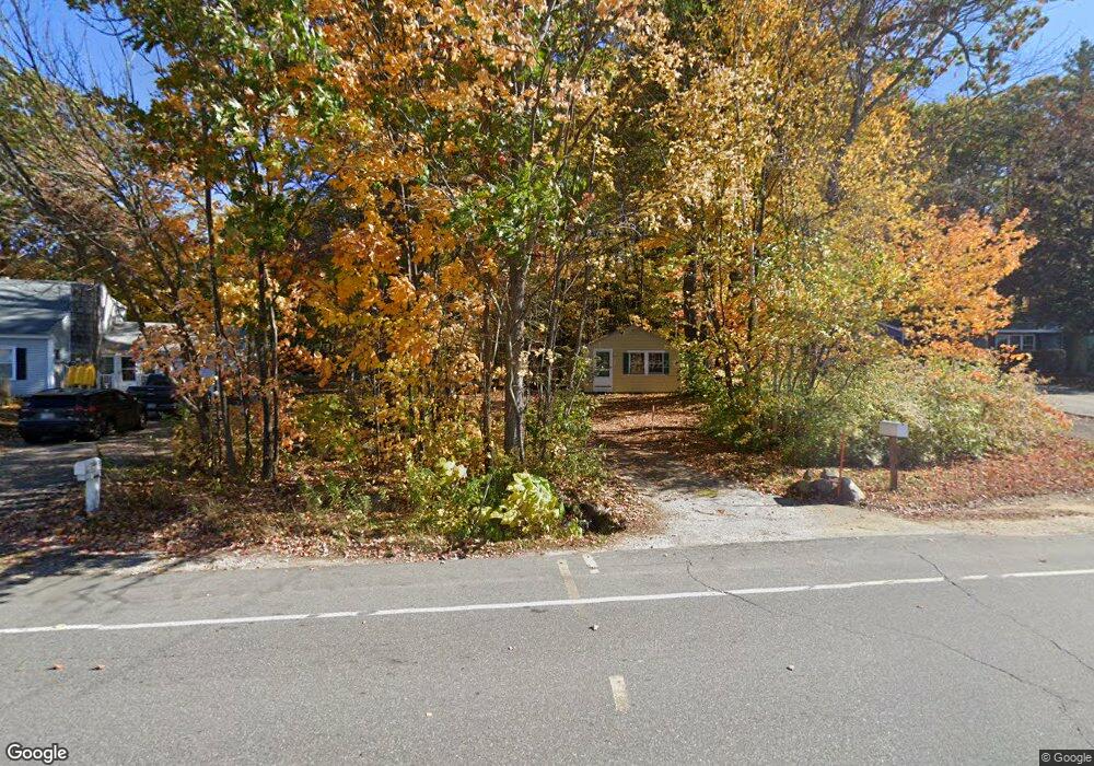 129 Mammoth Rd, Hooksett, NH 03106 - photo 1