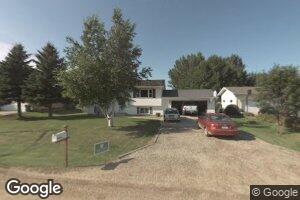 543 Crescent Dr, Thompson, ND 58278