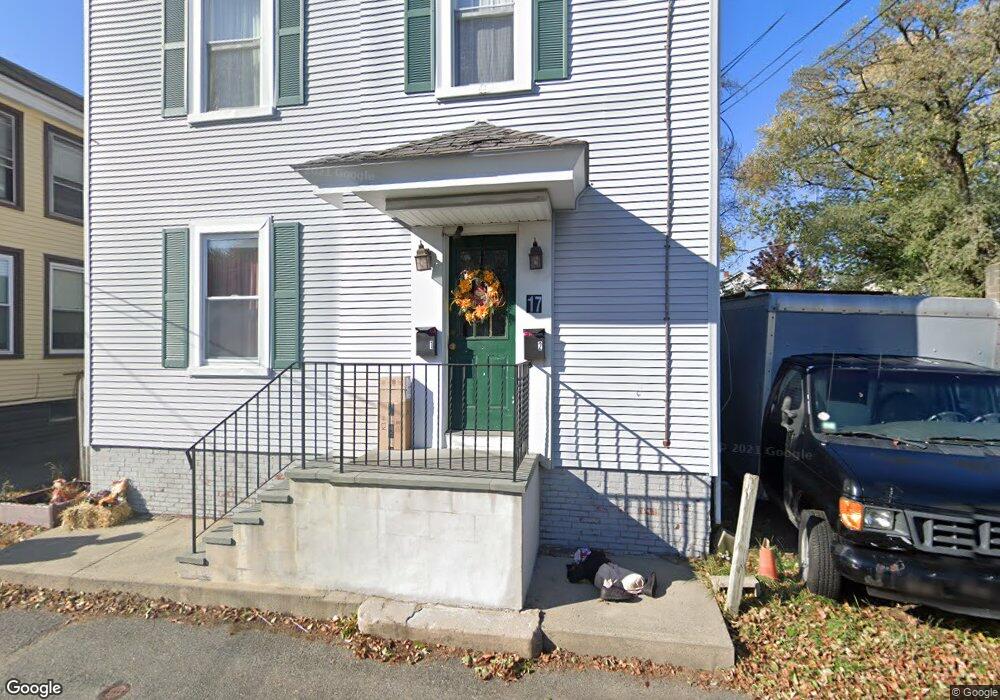 17 Foster St unit 2, Salem, MA 01970 - photo 1