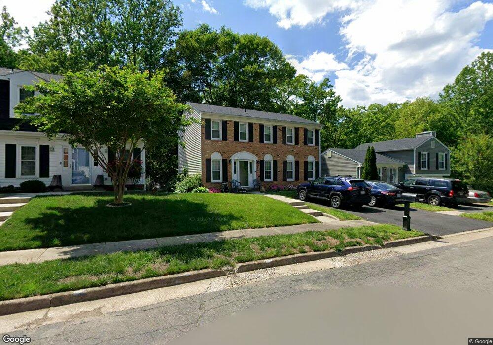 7706 Newington Forest Ave, Springfield, VA 22153 - photo 1