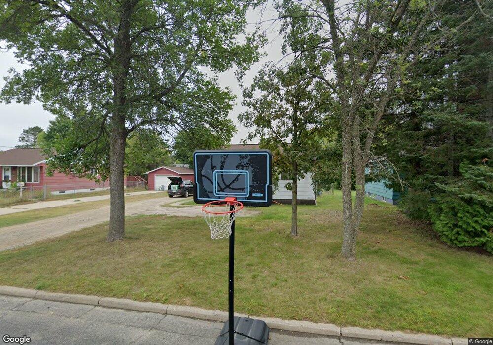 906 Clover Ln, Grand Rapids, MN 55744 - photo 1