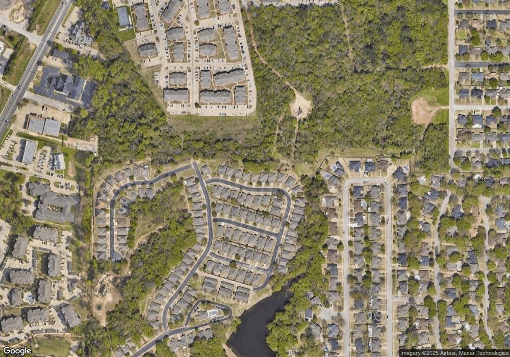 1821 Hollylake Cir, Tyler, TX 75703 - photo 1