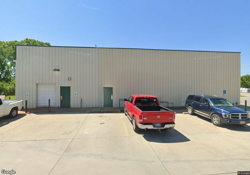 4710 SW Topeka Blvd, Topeka, KS 66609 - photo 1