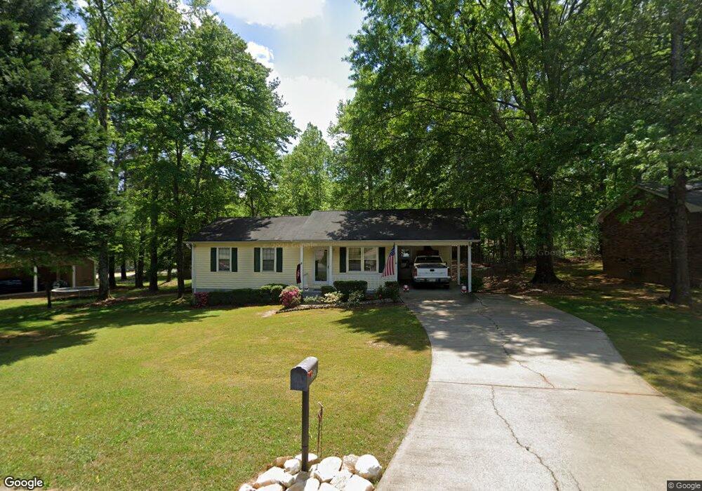 237 Rutledge Dr, Winder, GA 30680 - photo 1