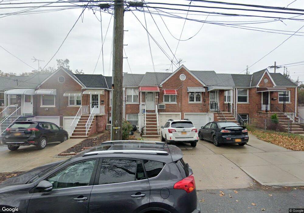 5747 163rd St, Fresh Meadows, NY 11365 - photo 1