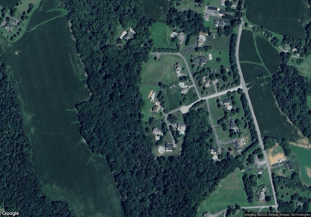 4420 Embassy Dr, Sykesville, MD 21784 - photo 1