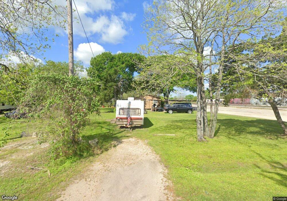 1512 1st St, Bay City, TX 77414 - photo 1