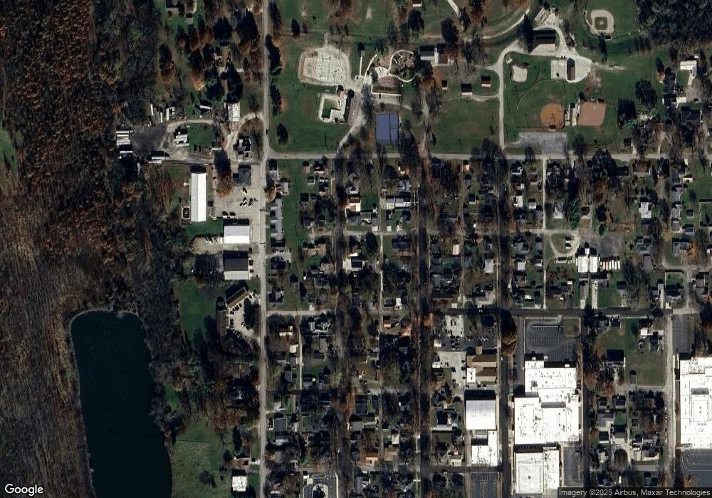 1222 3rd St, Covington, IN 47932 - photo 1