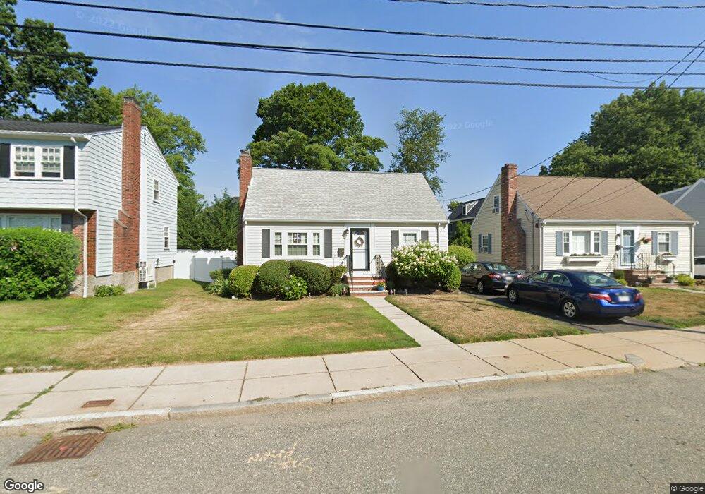 22 Keith St, West Roxbury, MA 02132 - photo 1