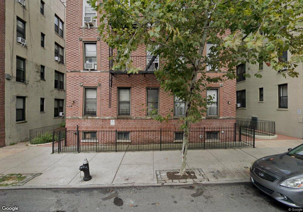 2452 44th St, Astoria, NY 11103 - photo 1