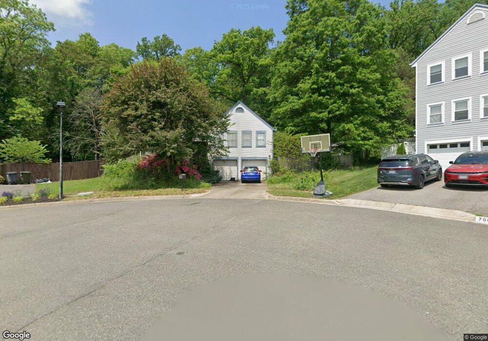 7000 Polins Ct, Alexandria, VA 22306 - photo 1