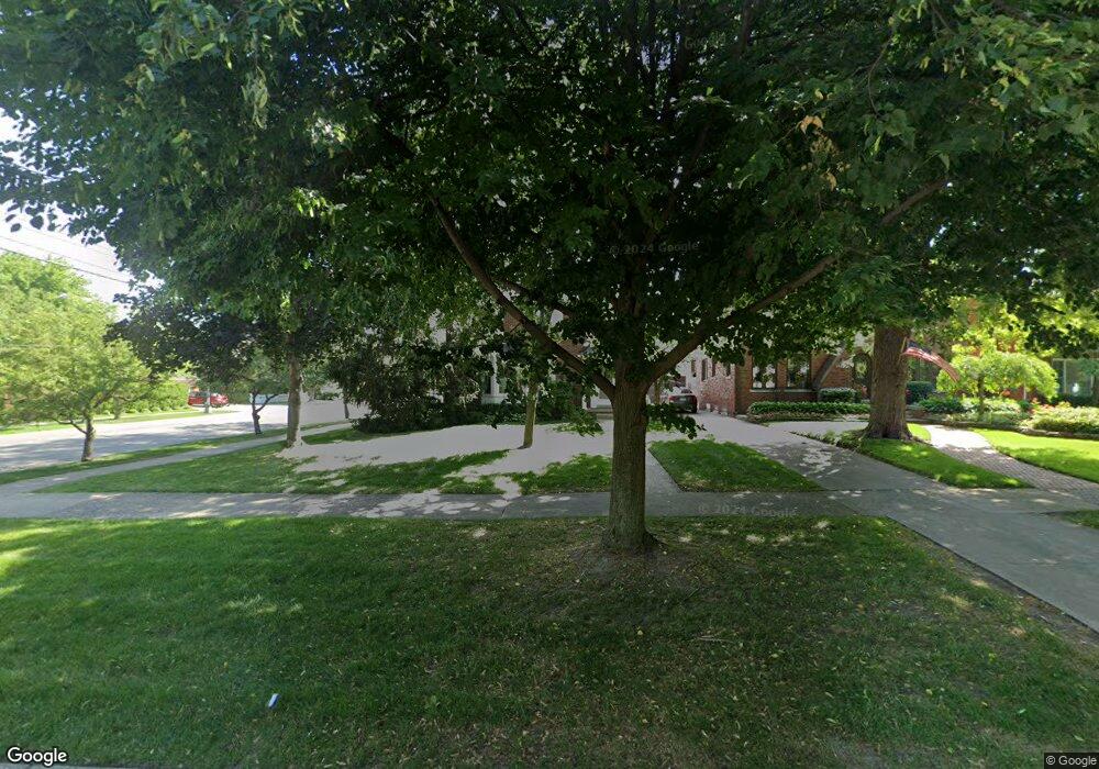 1184 Whittier Rd, Grosse Pointe Park, MI 48230 - photo 1