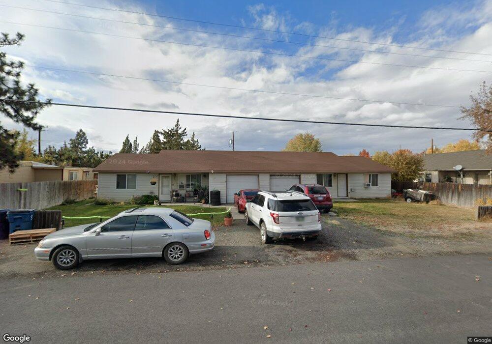 1117 NW 7th St, Redmond, OR 97756 - photo 1