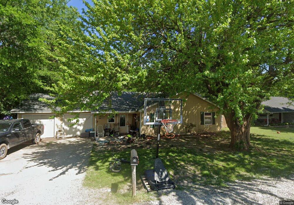 184 Hickory Dr, Pottsboro, TX 75076 - photo 1