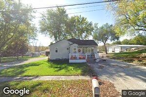 513 E Washington St, Exira, IA 50076