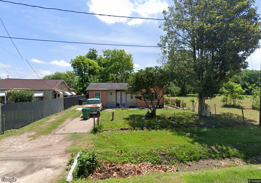 5814 Los Angeles St, Houston, TX 77026 - photo 1