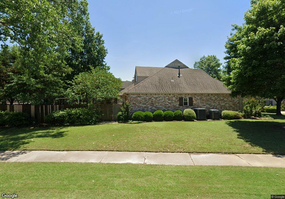 4745 W Elgin St, Broken Arrow, OK 74012 - photo 1