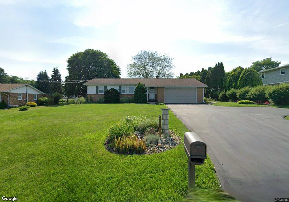 8054 Airport Rd, Bath, PA 18014 - photo 1