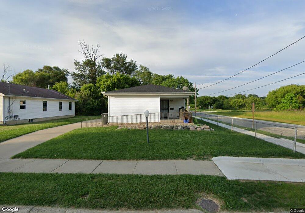 1150 E Austin Ave, Flint, MI 48505 - photo 1