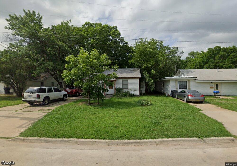 705 15th Ave NW, Ardmore, OK 73401 - photo 1