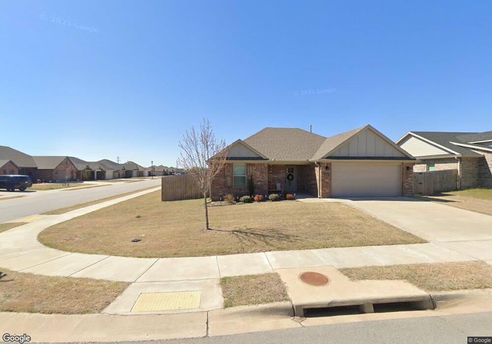 1051 Madden St, Tontitown, AR 72762 - photo 1