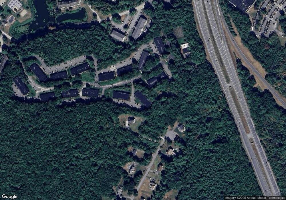 4 Strawberry Bank Rd unit 2, Nashua, NH 03062 - photo 1