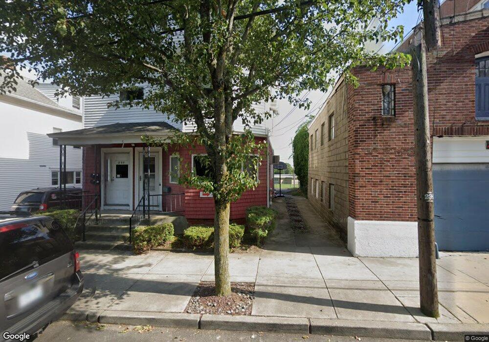 229 Walcott St, Pawtucket, RI 02860 - photo 1