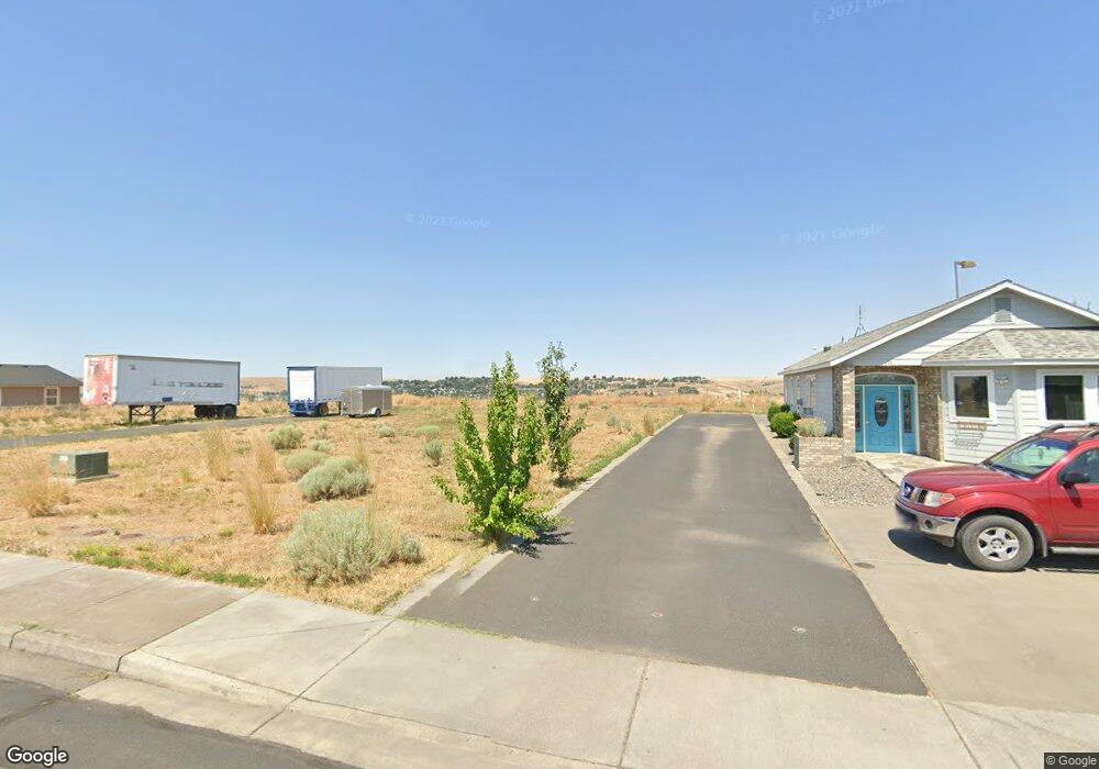 135 SW Nye Ave, Pendleton, OR 97801 - photo 1