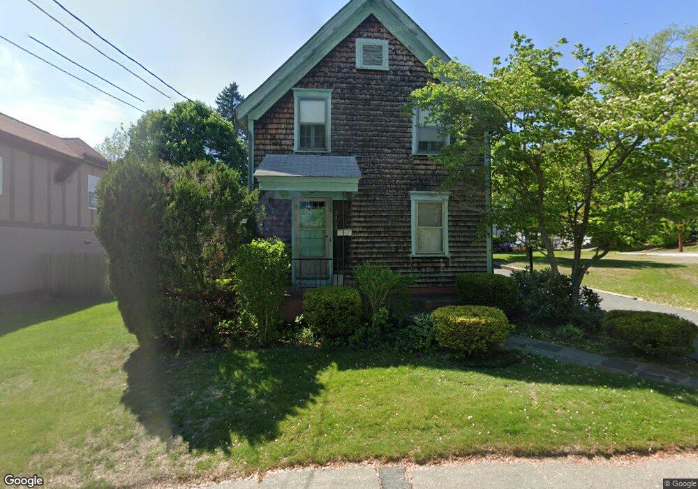 2307 Cranston St, Cranston, RI 02920 - photo 1