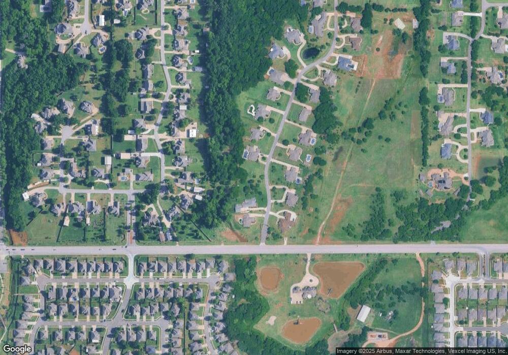 405 S Riverside Dr, Moore, OK 73160 - photo 1