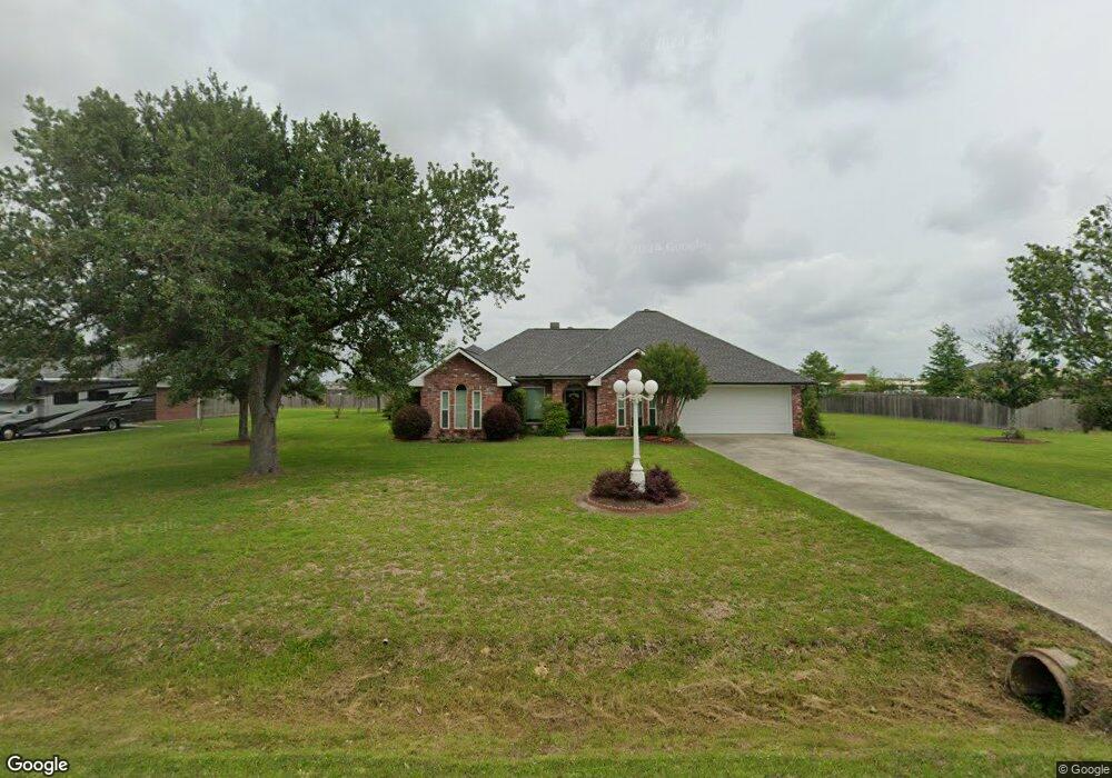 1734 N Crestview Dr, Lake Charles, LA 70605 - photo 1
