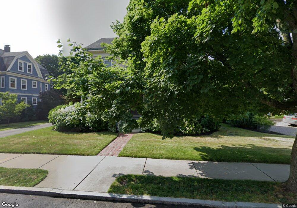 138 Lincoln St unit B, Newton Highlands, MA 02461 - photo 1