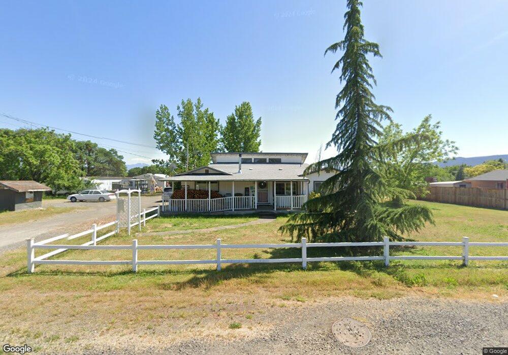 1467 Gibbon Rd, Central Point, OR 97502 - photo 1