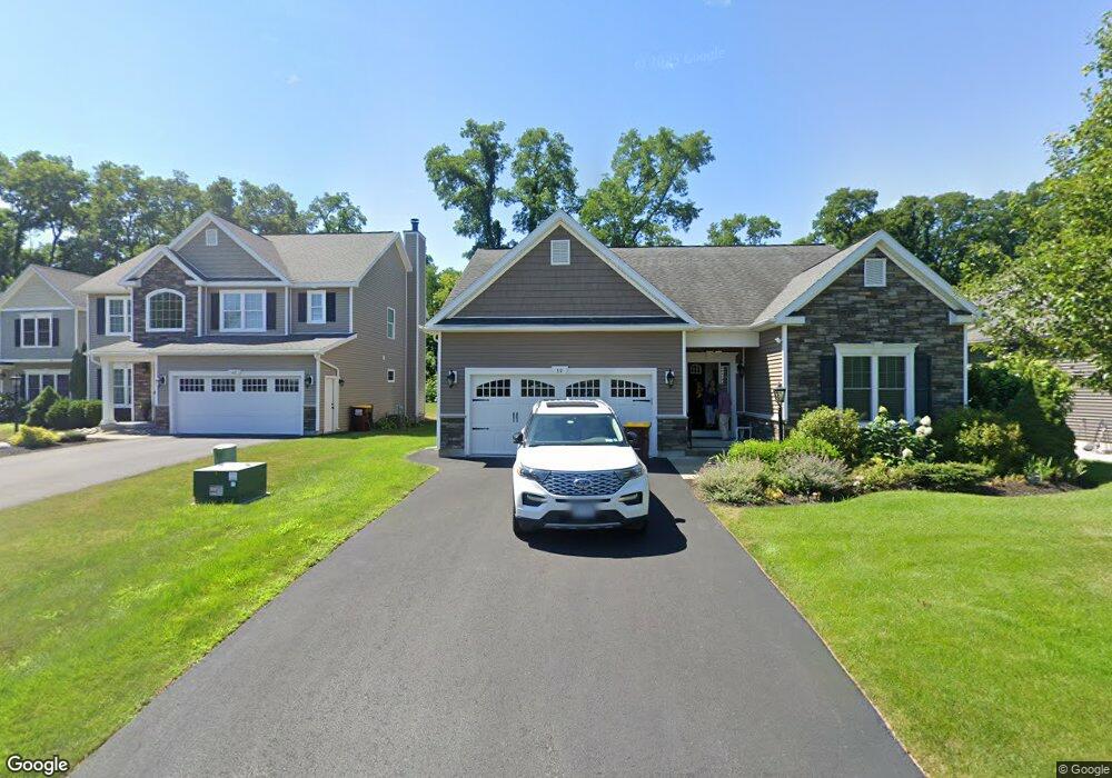 39 Flanders Ln, Albany, NY 12203 - photo 1