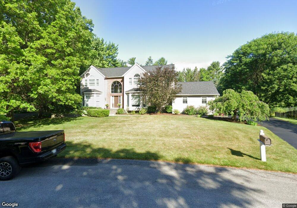 25 Carriage Hill Dr, Latham, NY 12110 - photo 1