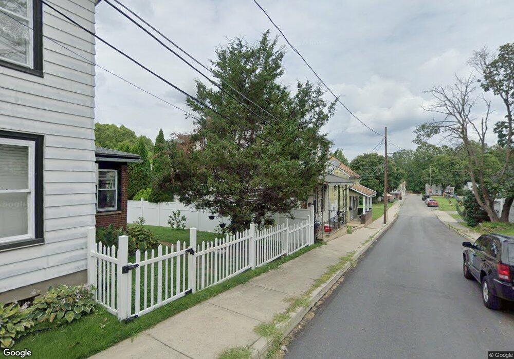 135 Madison St, Freemansburg, PA 18017 - photo 1