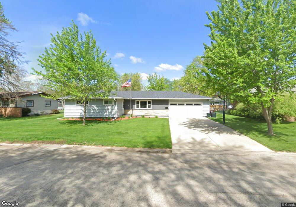 190 Southgate St, Lincoln, IL 62656 - photo 1