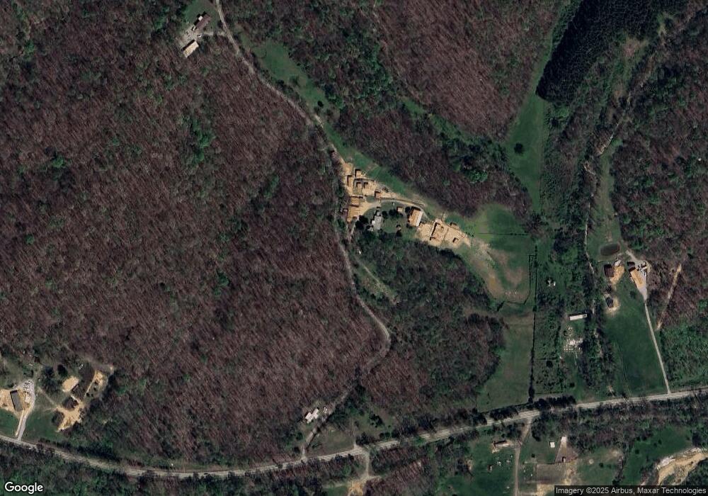 214 Phillips Ln unit 216, Stewart, TN 37175 - photo 1