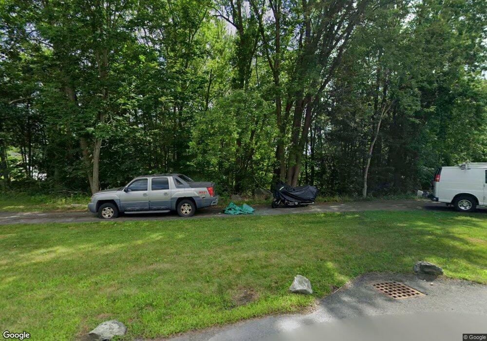 913 Methuen St, Dracut, MA 01826 - photo 1