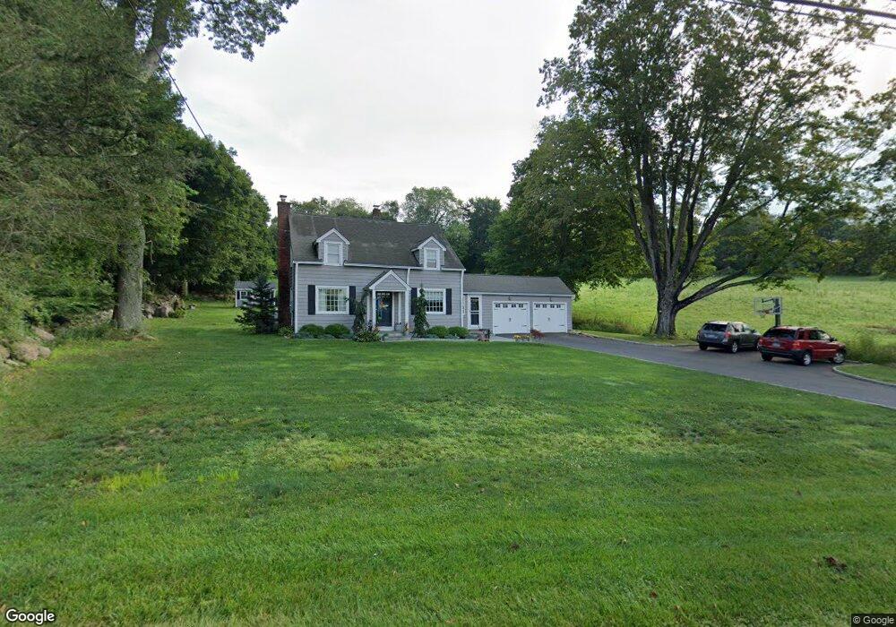 3 Hattertown Rd, Newtown, CT 06470 - photo 1