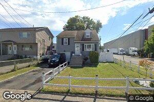 73 E Wesley St, South Hackensack, NJ 07606