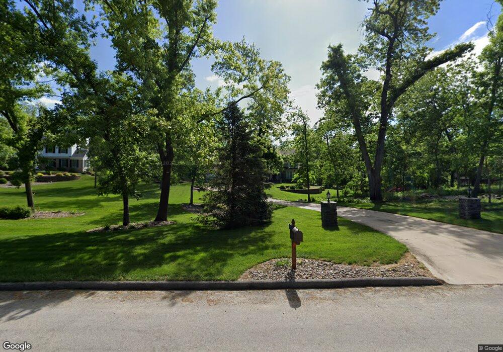 4877 Deer View Rd, Cedar Rapids, IA 52411 - photo 1