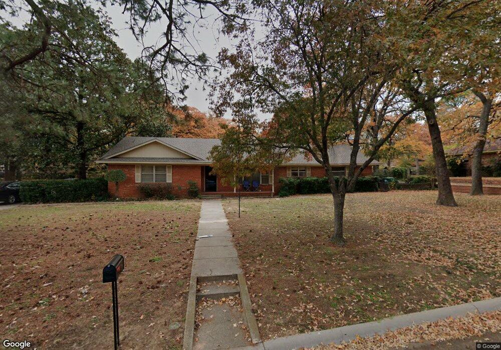 2212 Southridge Dr, Denton, TX 76205 - photo 1