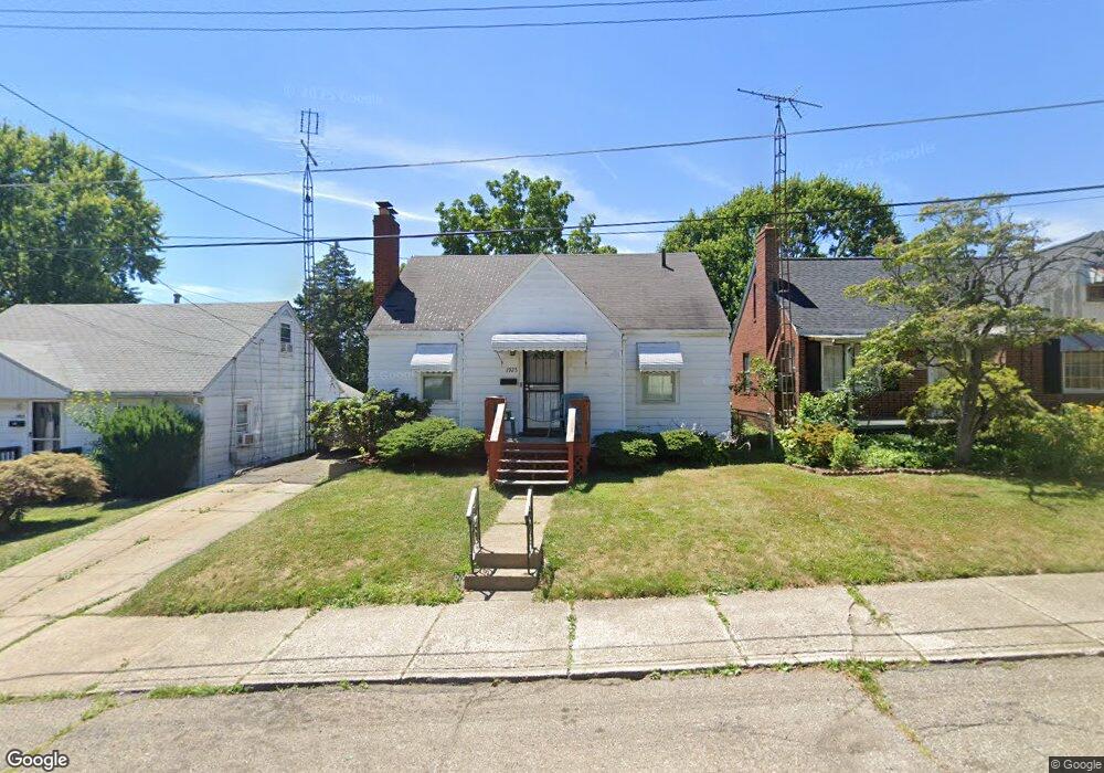 1925 Miami Ct NE, Canton, OH 44714 - photo 1