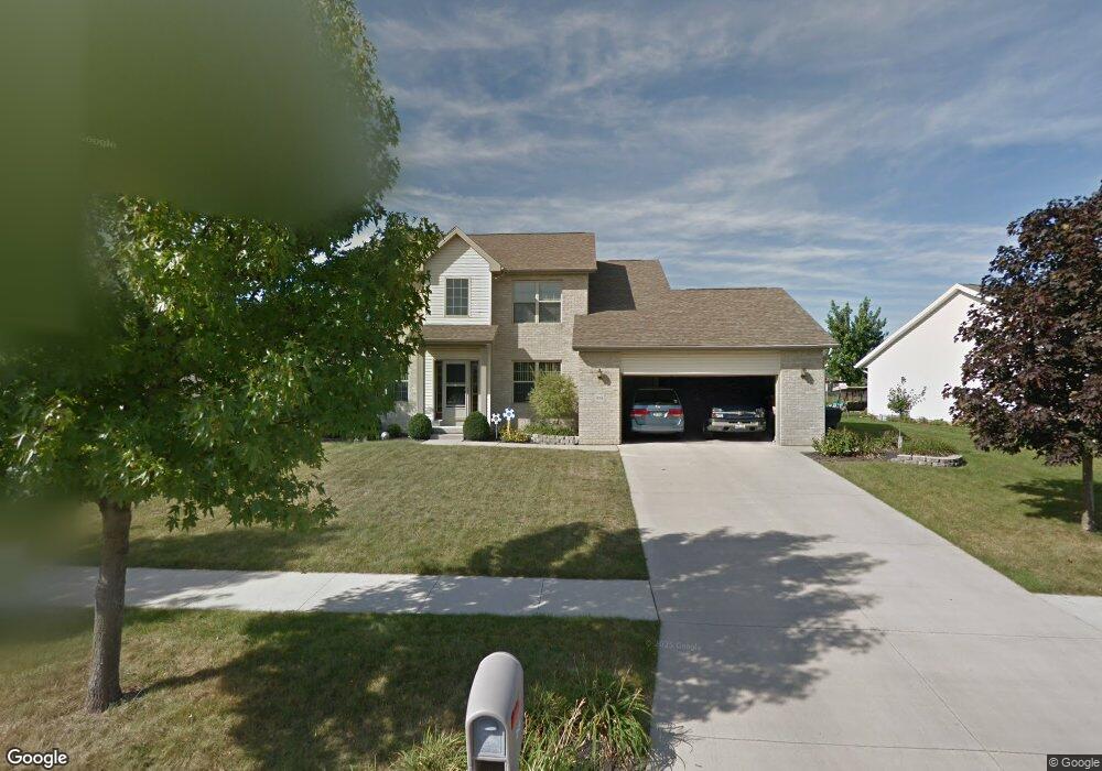 1454 Misty Oaks Dr, Findlay, OH 45840 - photo 1