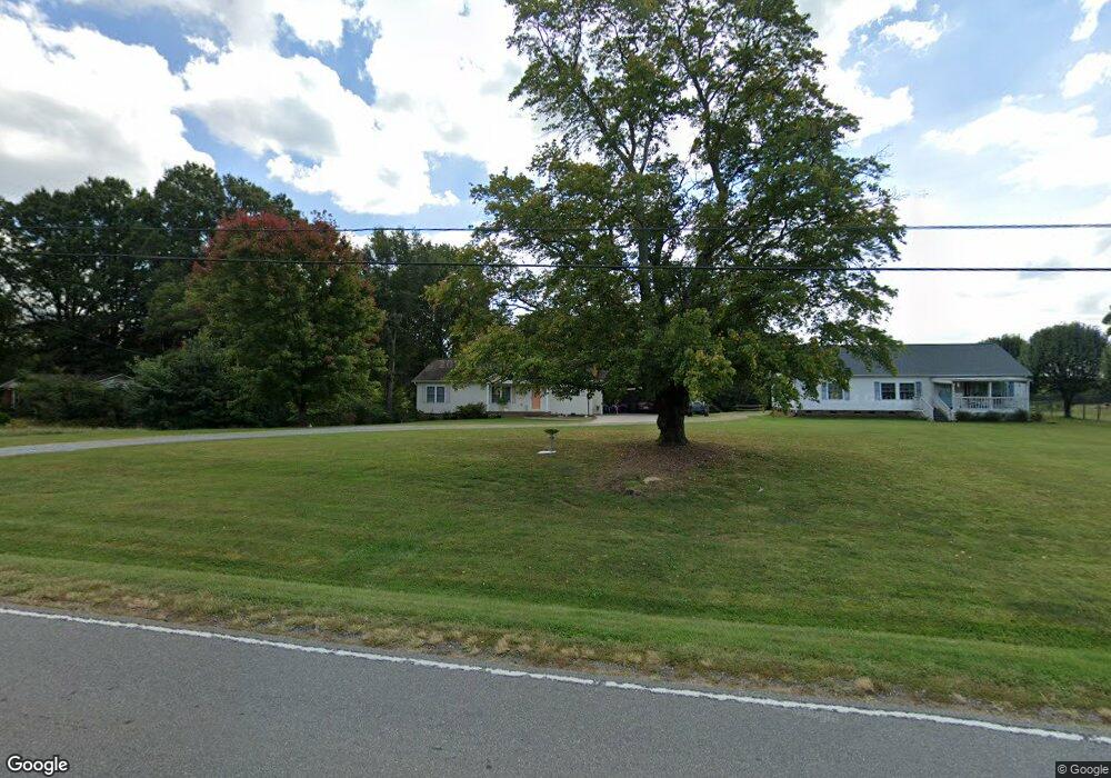 810 Mocksville Hwy, Statesville, NC 28625 - photo 1