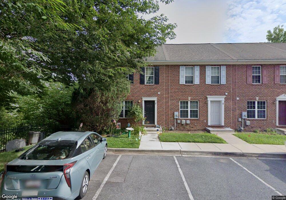 7 Clark Ct, Silver Spring, MD 20910 - photo 1