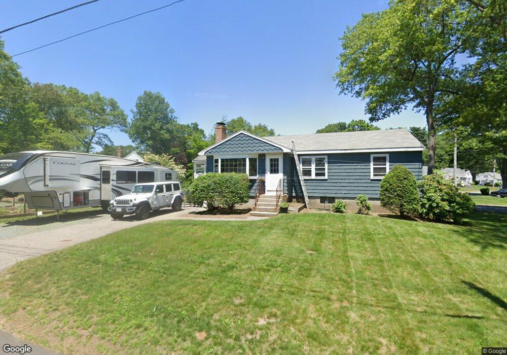 81 Walnut St, Walpole, MA 02081 - photo 1